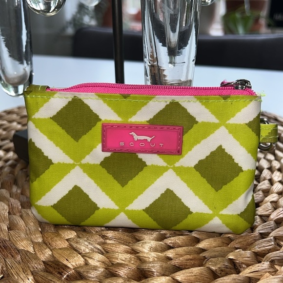 Scout Handbags - SCOUT idkase keychain clip wallet White Pink Green